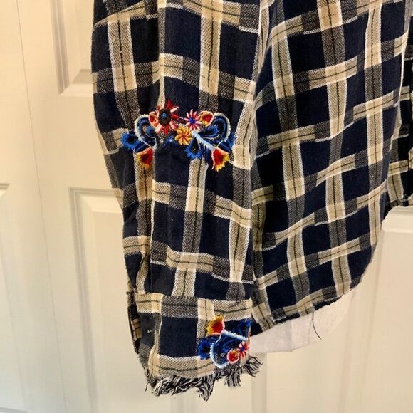 Sweewe Paris Blue Plaid Embroidered Sleeve Fringe Cropped Sleeve Cotton Top Sm - Picture 9 of 11